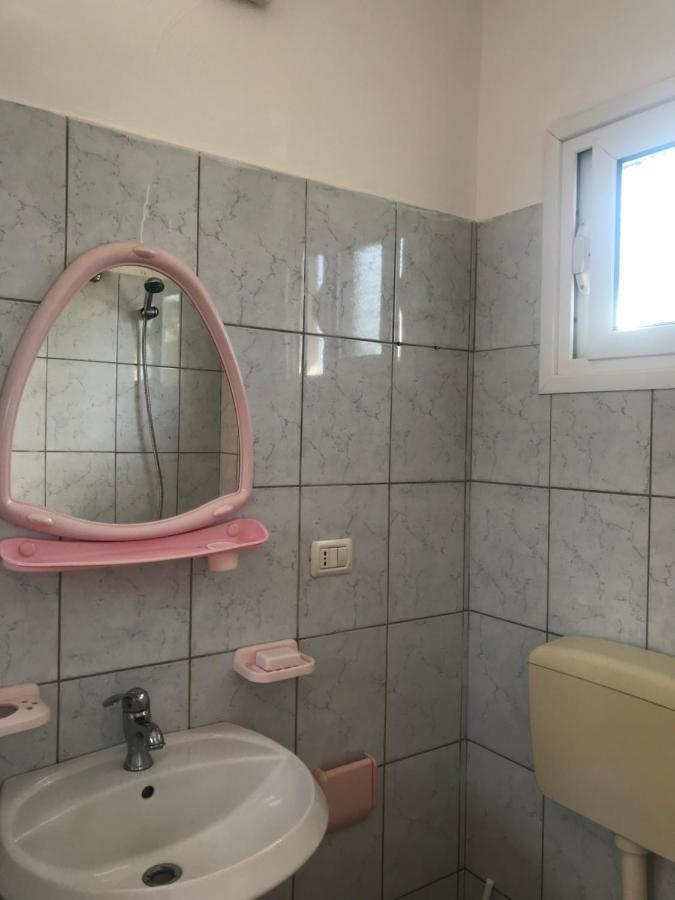Colombo Hotel Vlorë Buitenkant foto